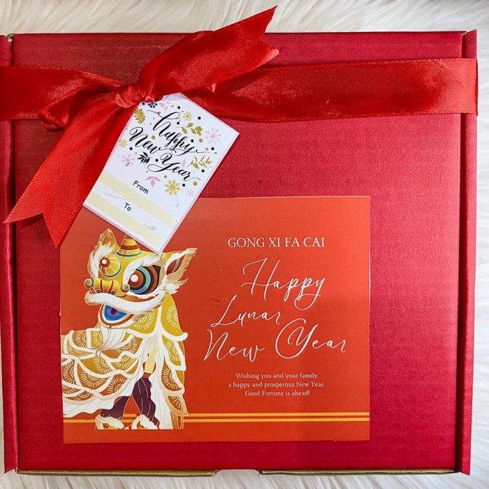 

Imlek Hampers Imlek Nastar Taiwan Premium Pineapple Cake isi 12 pcs. !NEW