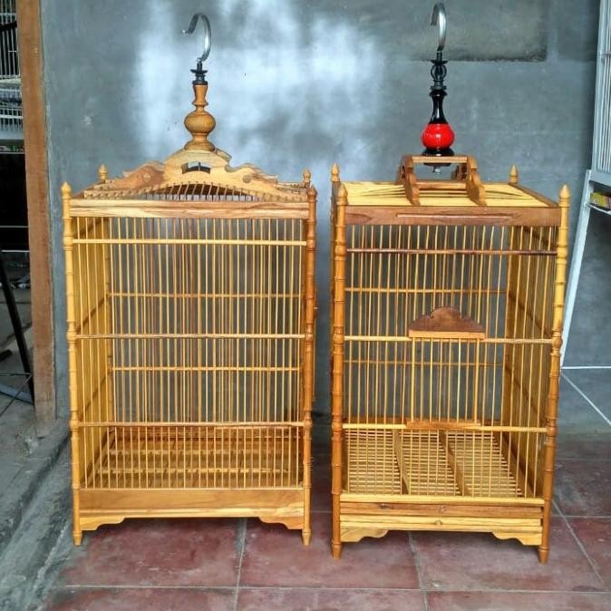 Kandang Burung Kotak Pernisan Kayu Jati No 2 Tangkringan Ama Tempat Ma