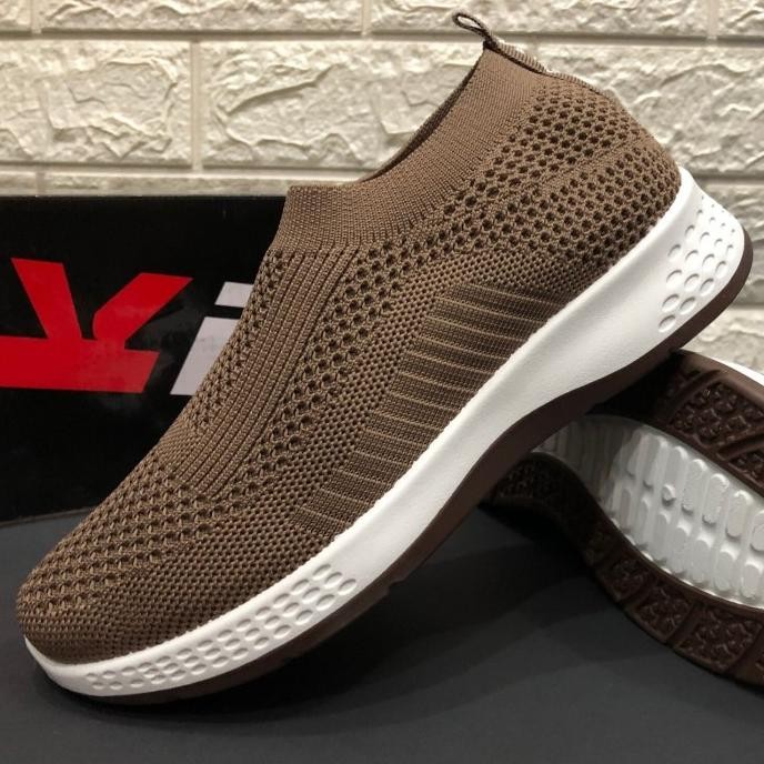 SEPATU FESION KDM IMPORT/BAHAN RAJUT CEWEK/SLIP ON KARET RAJUT