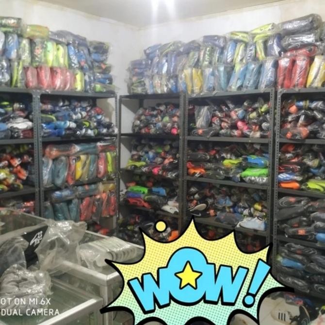 SEPATU FUTSAL SEPATU BOLA MURAH CUCI GUDANG