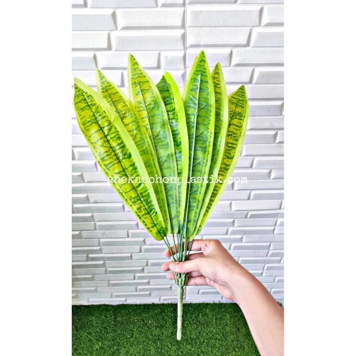 Daun Plastik Lidah Mertua Tepi Kuning Pohon Hias Tanaman Artifisial Promo