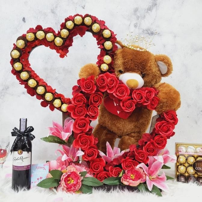 

Sale! Buket Bunga Sabun Box Hadiah Gift Set Valentines Day Coklat Boneka 096
