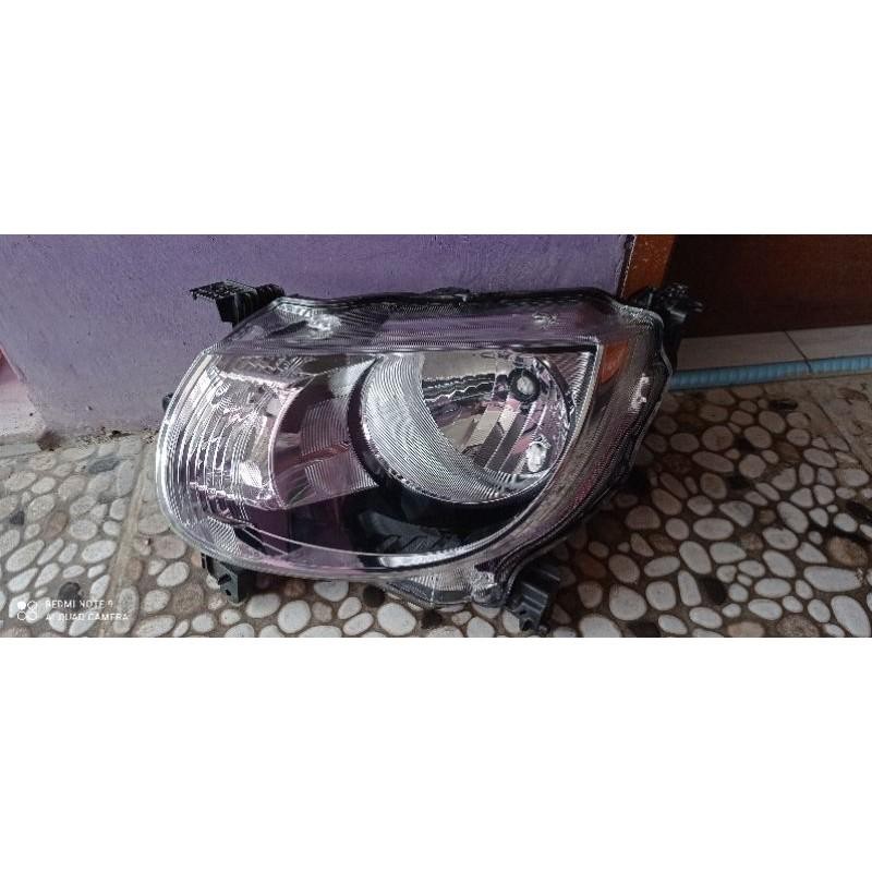 Headlamp Lampu Depan Suzuki Ignis