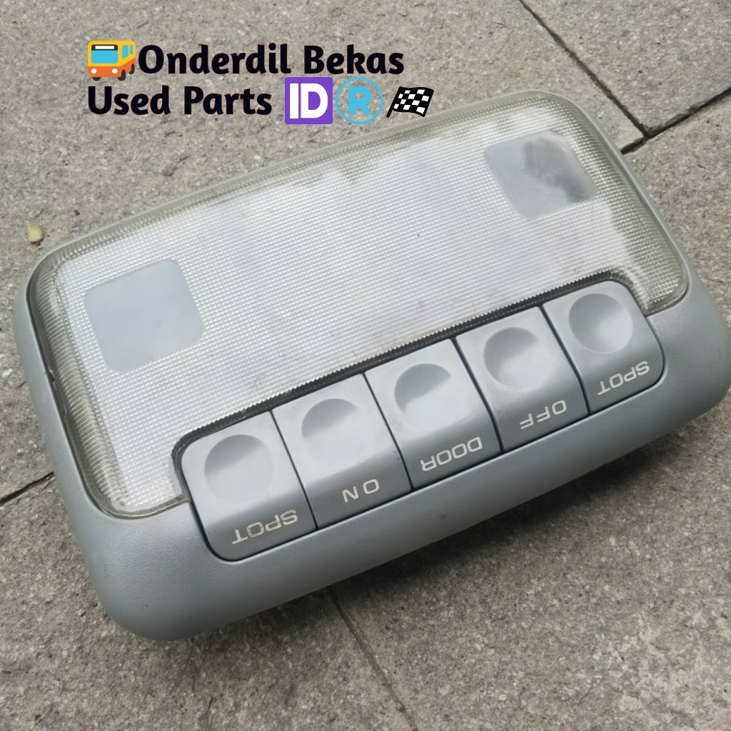 LAMPU KABIN DEPAN Ssangyong musso