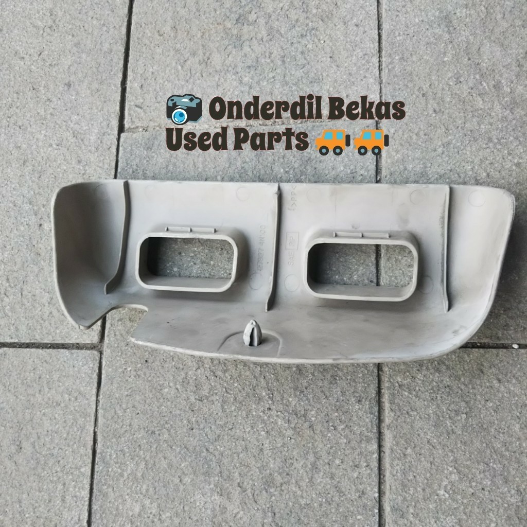 grill rear duct nissan serena c24