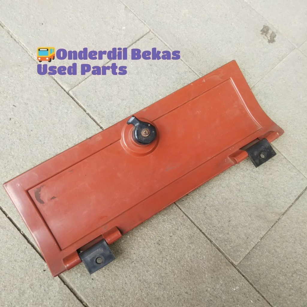 cover tutup Laci glove box fiat 132 GLS automatic ori
