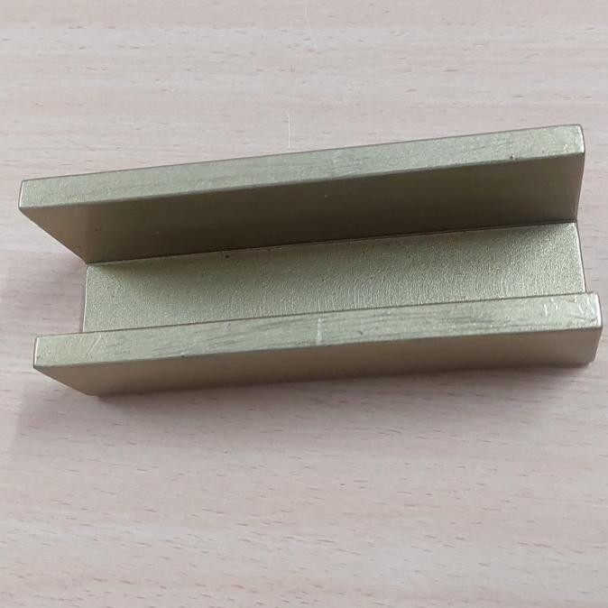 [ BRUNR ] 23B-70-31330 Guide GD675-3A GD555-3