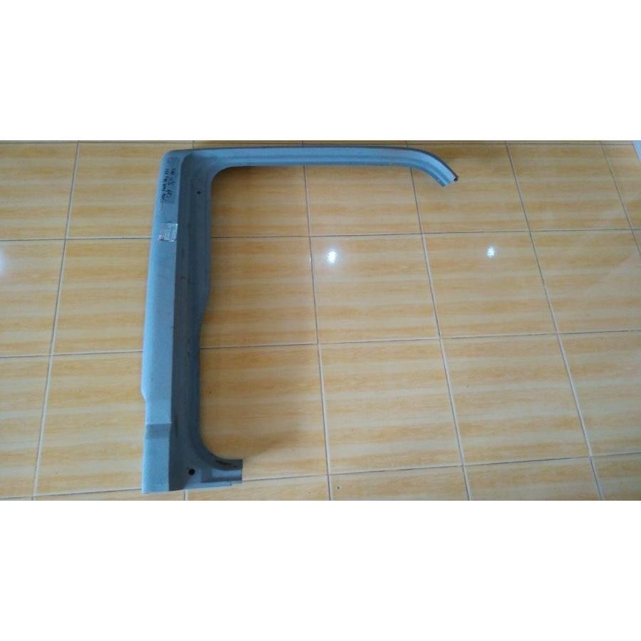 Pilar Belakang Canter 125Ps