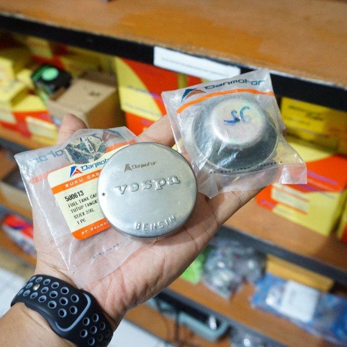 *:*:*:*:*] Sparepart Vespa Tutup Bensin Vespa Danmotor