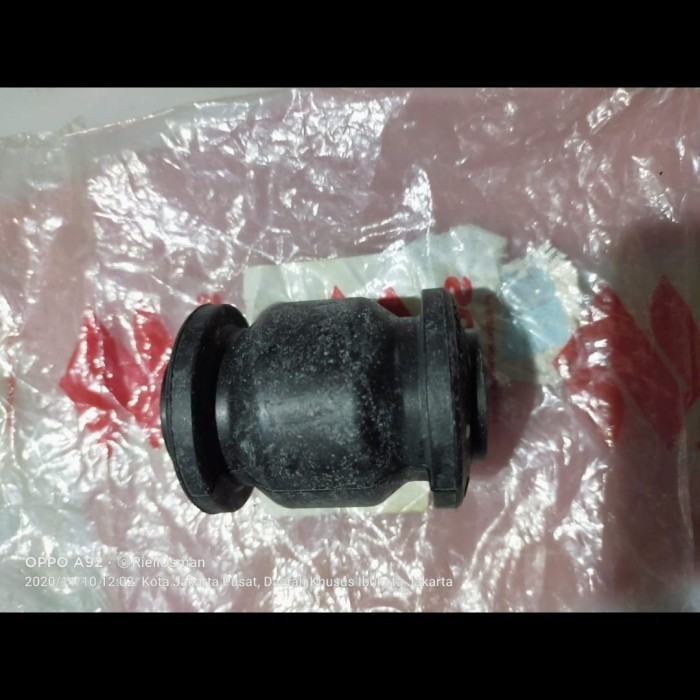 bushing arm depan suzuki Ertiga/Sx4