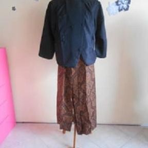 Beskap Bapak Set Jarik Blangkon Solo [terbaik]