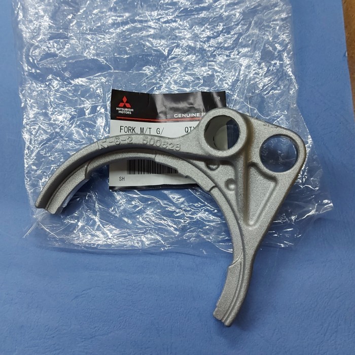 Fork Transmisi Triton KB7 2800cc gigi 3 & 4 Garpu Transmisi Triton KL3