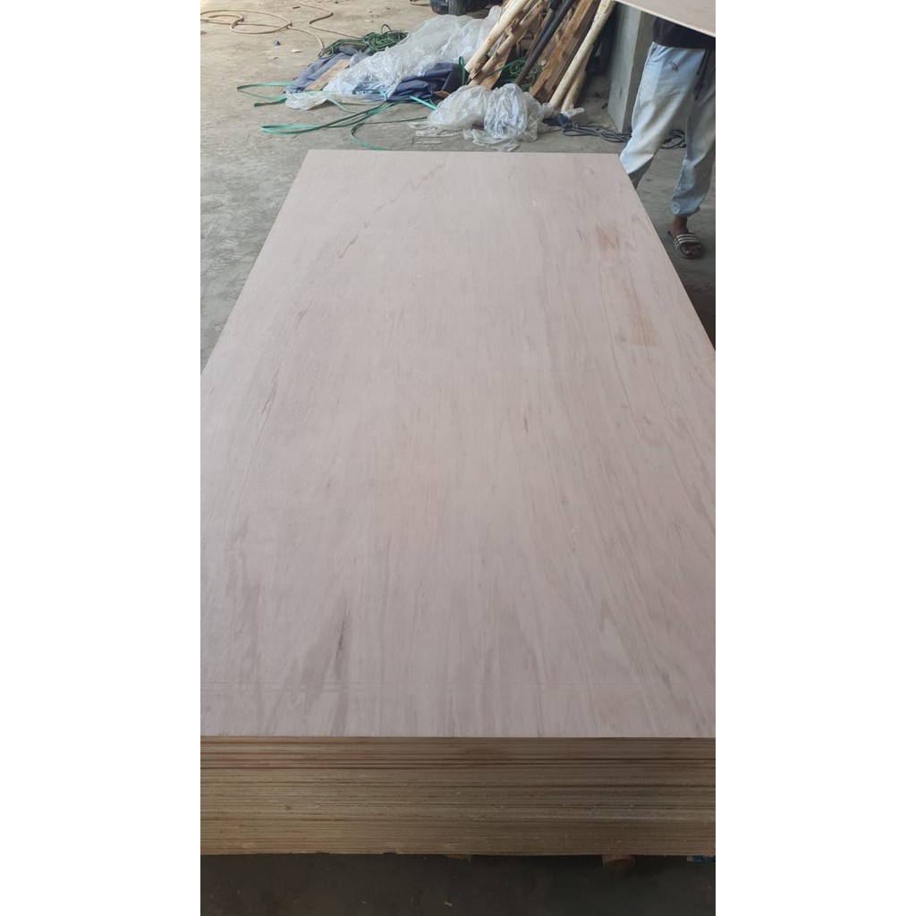 Triplek/Multiplek MC UTY 8 mm Untuk Furniture