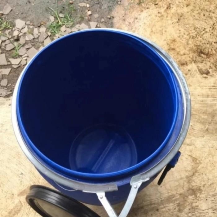 Drum Plastik 30 Liter / Tong Plastik 30 Liter / Tempat Sampah 30 Liter Terbaru 100 % Original
