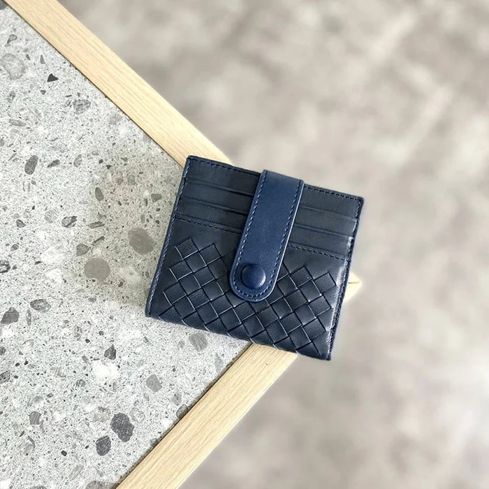 

WCH-13DB FASHI IN DARK BLUE CARD HOLDER