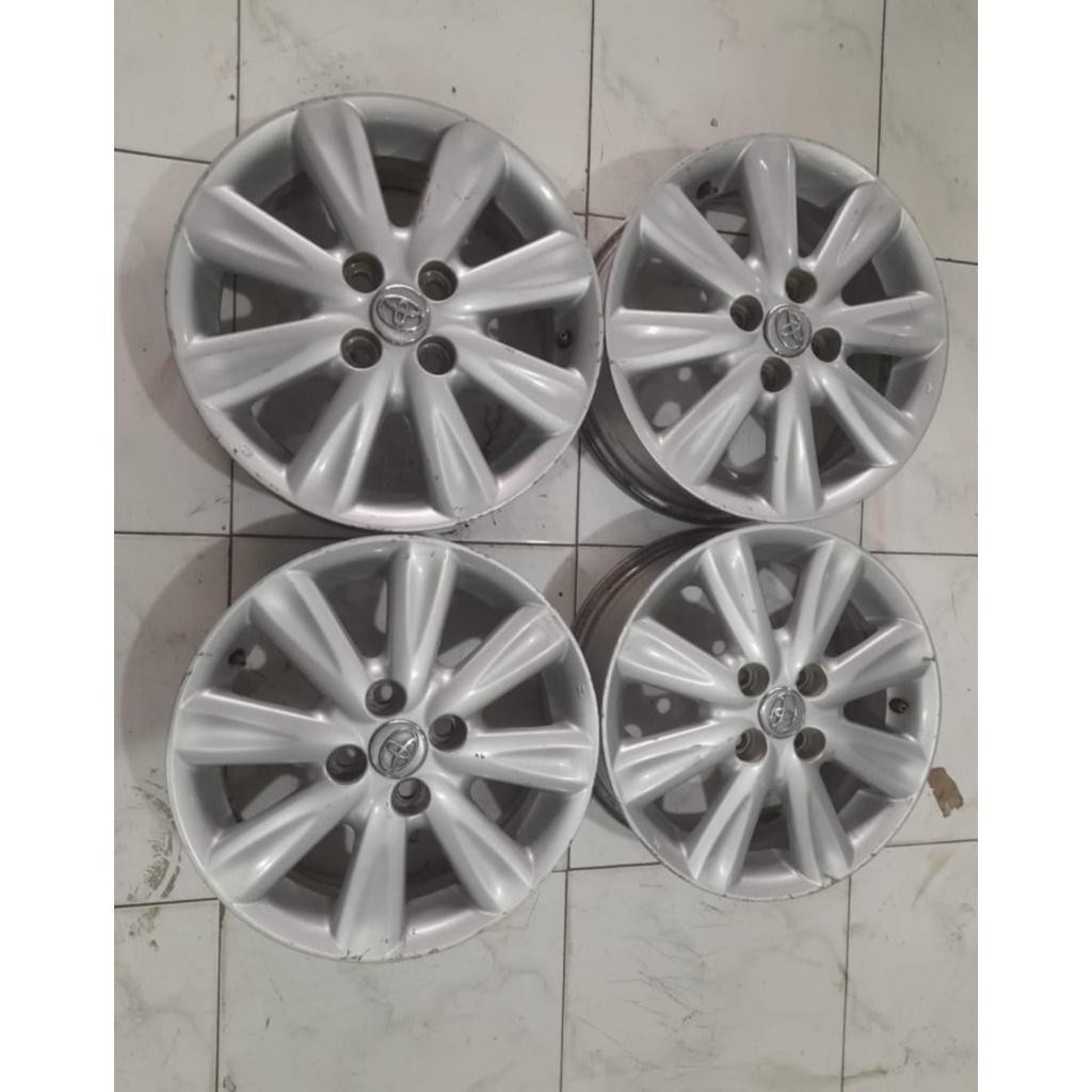 Velg Mobil Bekas Murah Original Yaris Ring 15 Velg Copotan Oem Yaris R15