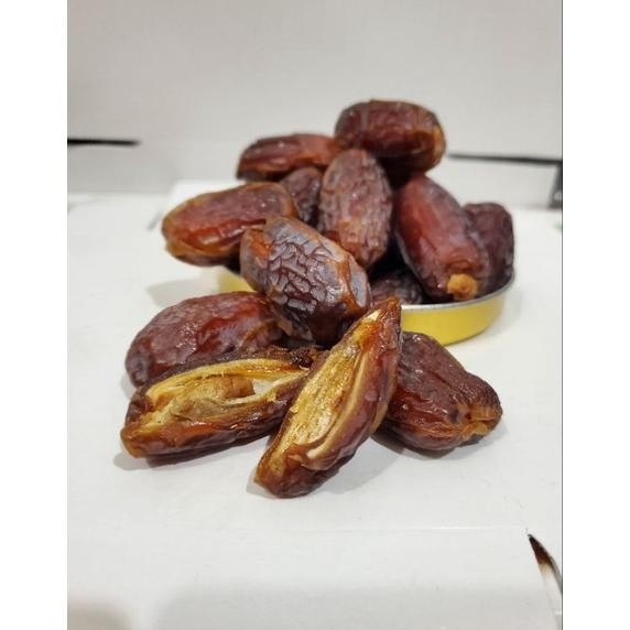 

kurma ambar kurma jumbo emirates pum exp2024