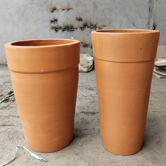 Pot Gerabah Tirus Motif, Pot Tinggi Ukir, Pot Dekorasi, Vas Bunga
