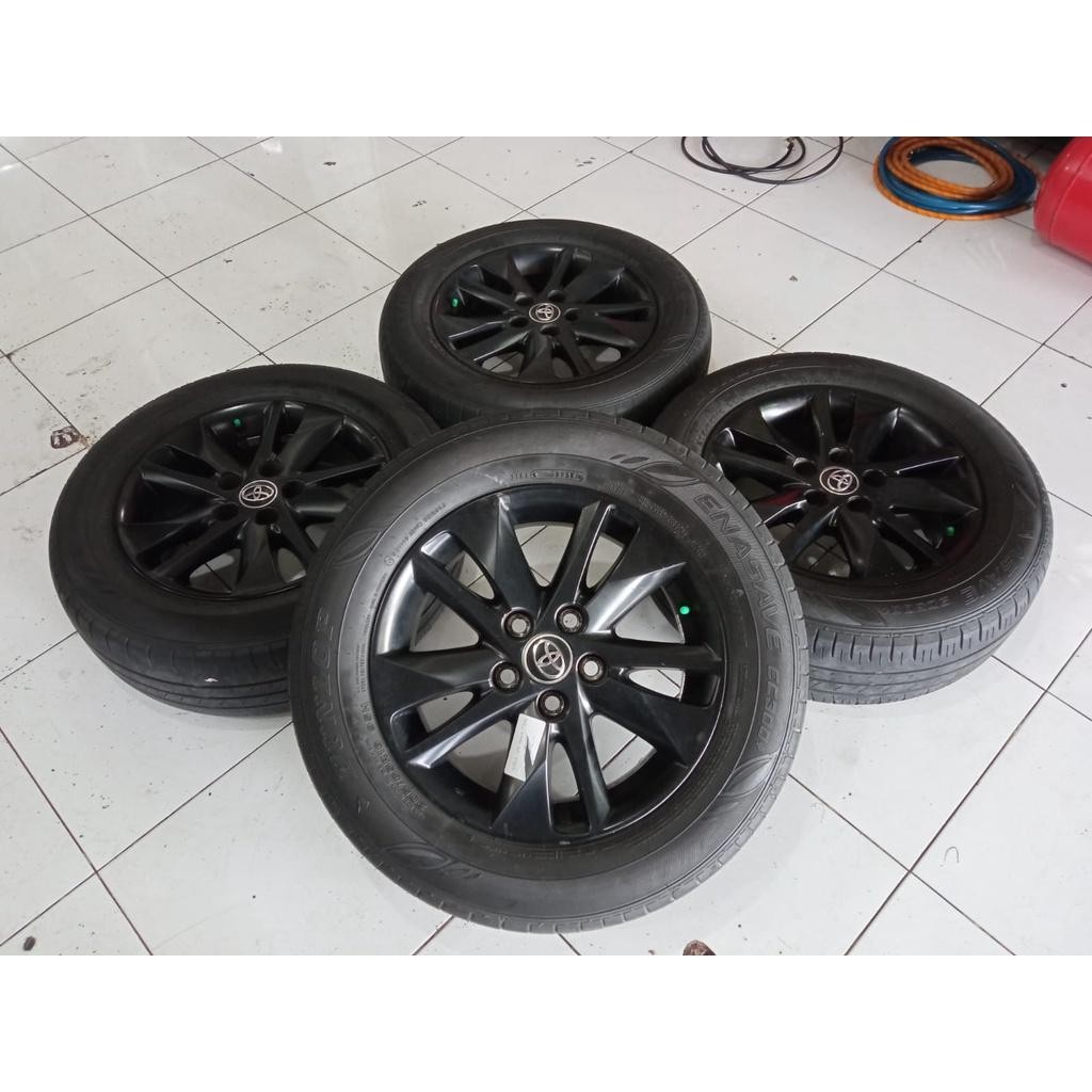 Velg Second Oem Mobil Innova Reborn Ring 16X6 Lubang 5X114,3 Plus  Ban 205 65 R16