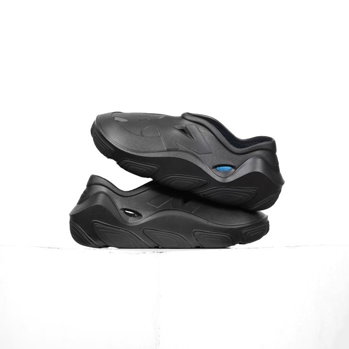 Sepatu Sandal NB Fresh Foam X RCVRY Full Black [RCVRYEBK] Original