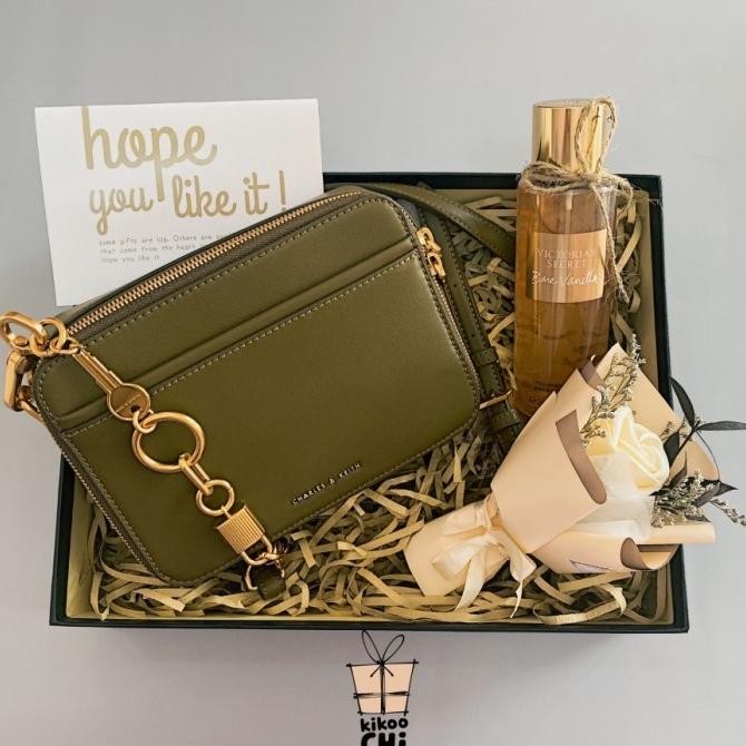 

Kikoochi Premium - Hadiah Kado Ulang Tahun Tas Wanita Branded Ck Ori
