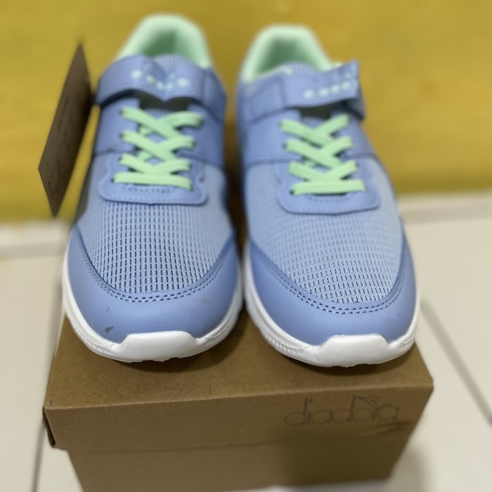Sepatu Diadora Anak Sekolah Olahraga Original