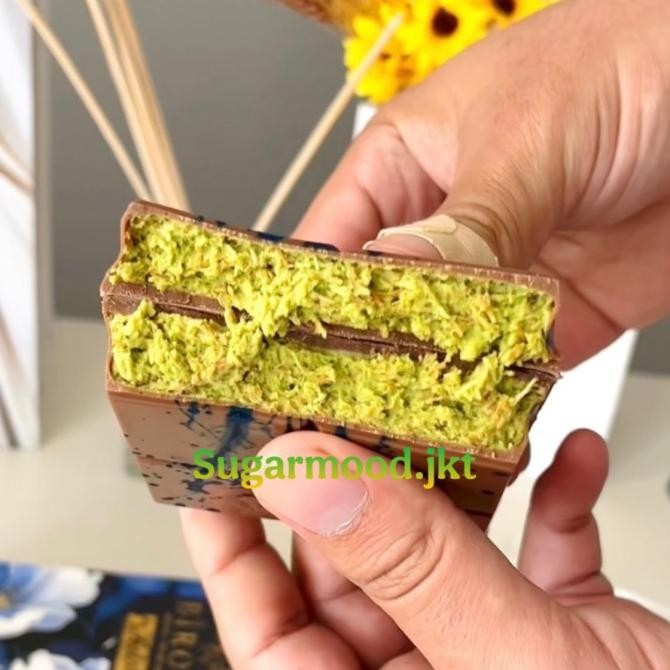 

Coklat Dubai Premium Viral Original From Turki Biroya Cokelat Full Pistachio Kunefe DS10