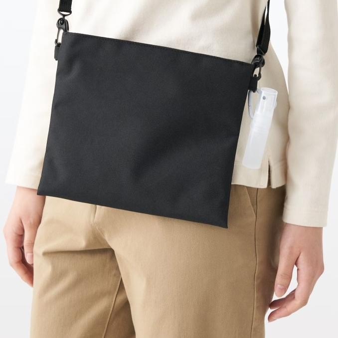 Promo Muji Hanging Petit Bottle Fliptop / Spray / Hangable Bottle - Botol Kecil Gantung