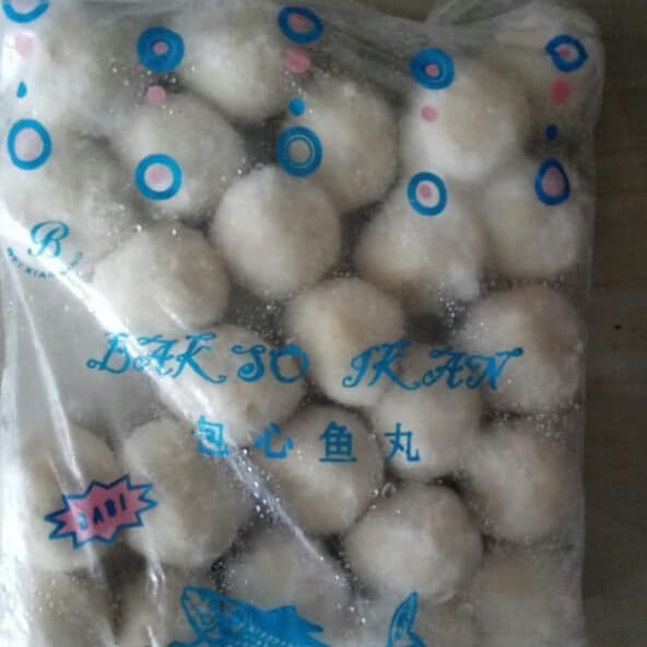 

BAKSO IKAN FROZEN- ISI DAGING BABI (HIEWAN). 1BUNGKUS ISI 25PCS.