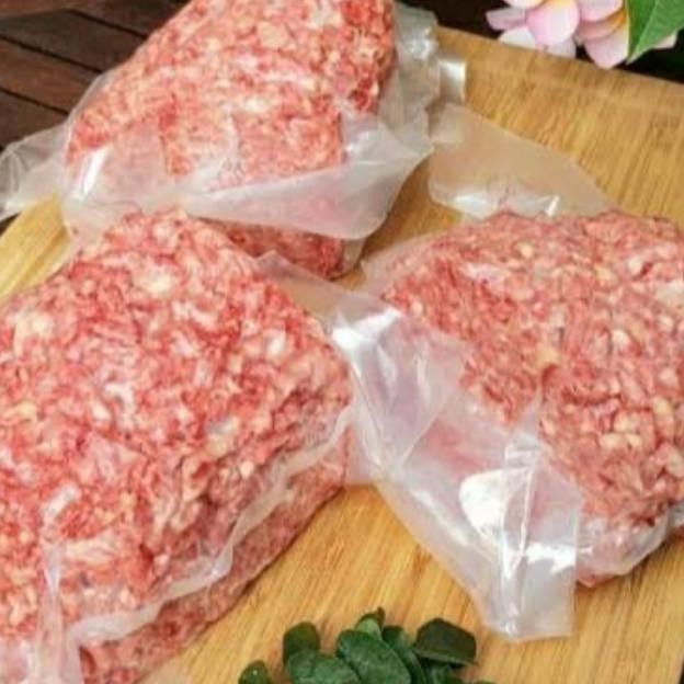 

DAGING BABI GILING PORK MINCED PREMIUM SUPER 1 KG 500 GR DAGING