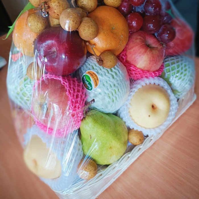 

Parcel Buah Segar Lengkap Keranjang Besar