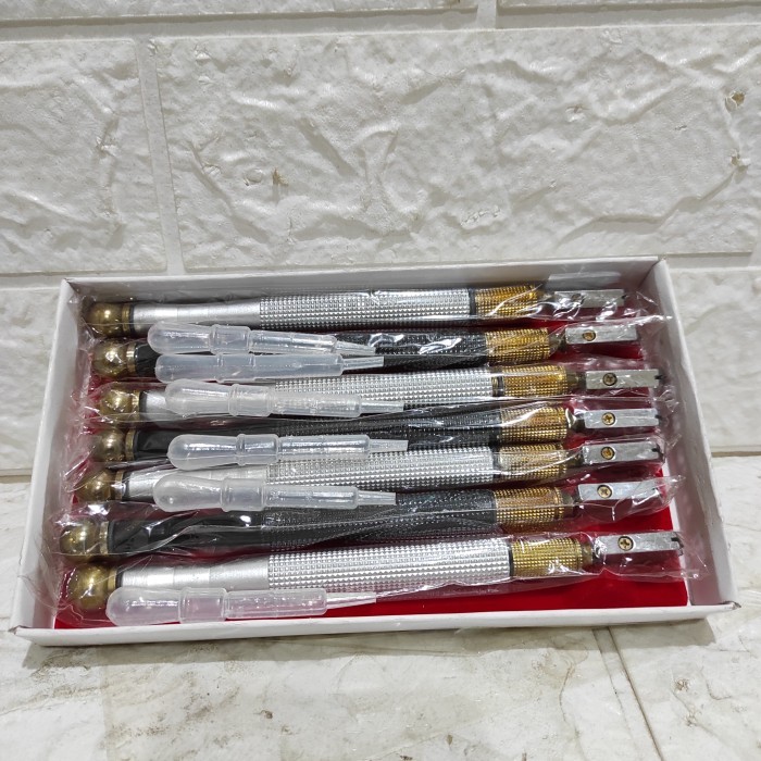 

ALAT PEMOTONG KACA STAMVICK PISAU POTONG KACA GLASS CUTTER STAMVICK
