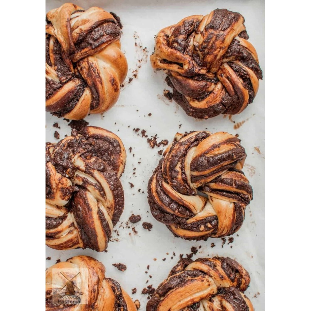 

Hazelnut Crunch Choco Babka Buns