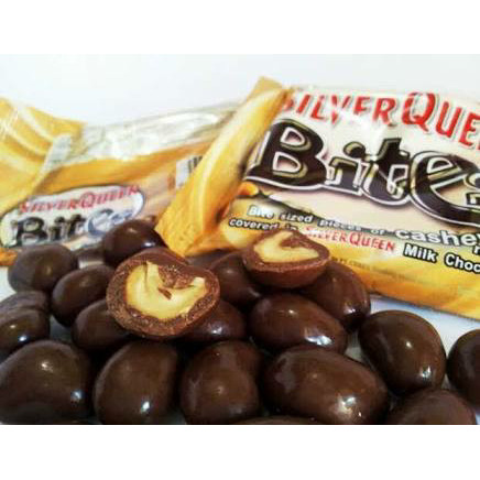 

Cokelat SilverQueen Bites Mede Almond 500gr / Coklat Kiloan