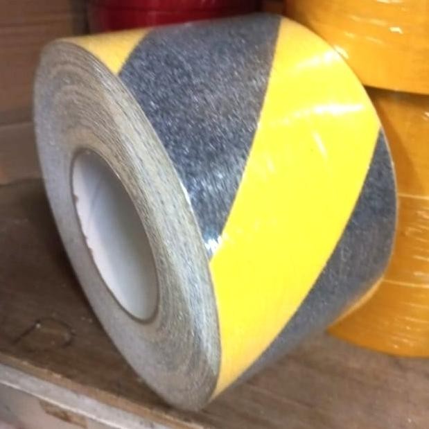

SAFETY WALK LAKBAN TAPE ISOLASI ANTI SLIP/ANTI LICIN 4 INCH X 18 METER ASLI