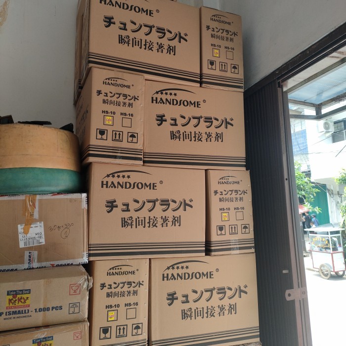 

Original..!! Lem Korea Handsome / Khusus Ojek, Diluar Itu Cancel