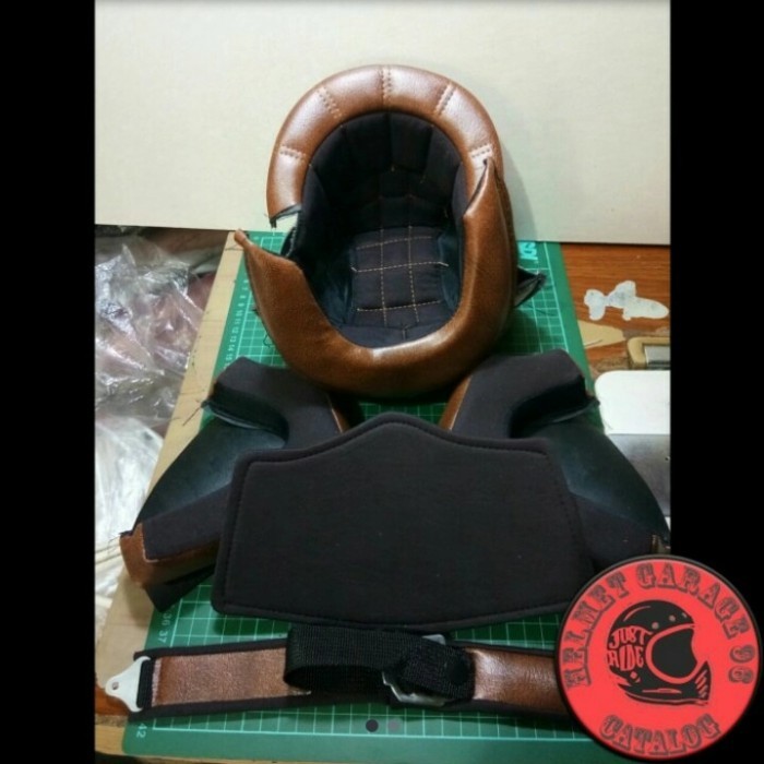 Busa Helm Bandit Warna Hitam Bahan Kulit Asli