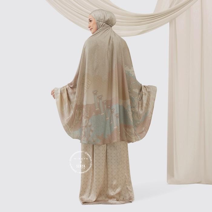 Mukena Travel Printing Miraya x Senya Talavera Taupe lembut premium