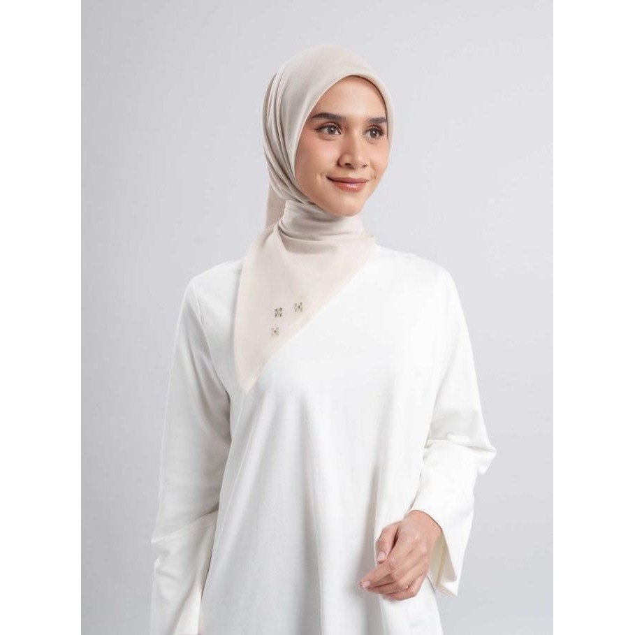 napocut Hijab - Lavina Embroidery Crystal ( Jilbab Bordir Segiempat 115x115 )