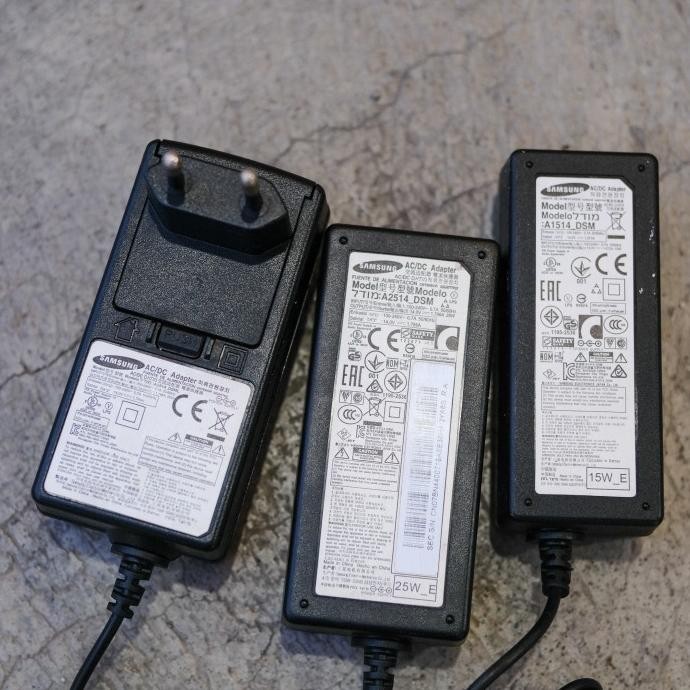Newbest| adaptor samsung 14v 1.07a