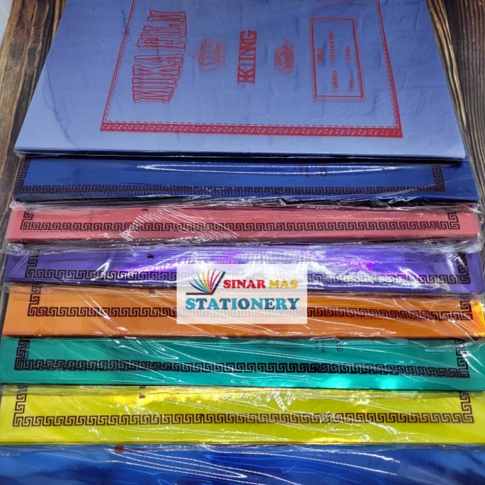 

Plastik Jilid Mika Film 0.7 mm Mica Warna Folio F4 King AKS Kristal