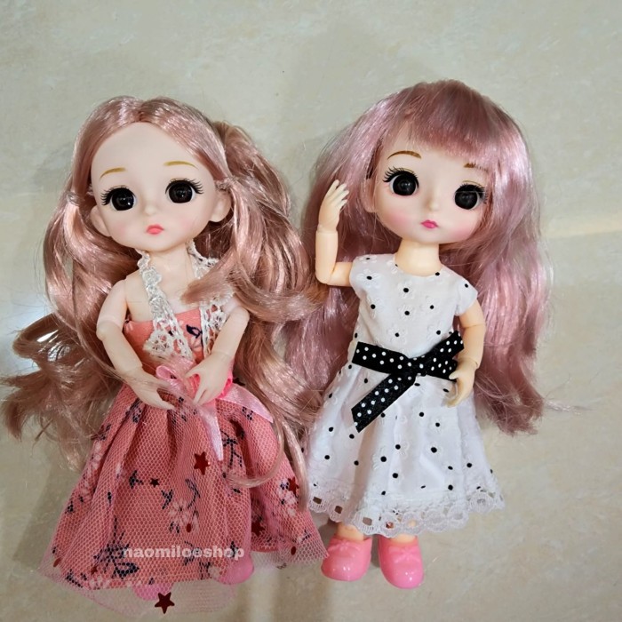 

MAINAN BONEKA KOREA YUNA - BONEKA GIRLBAND KEMASAN DUS IMPORT