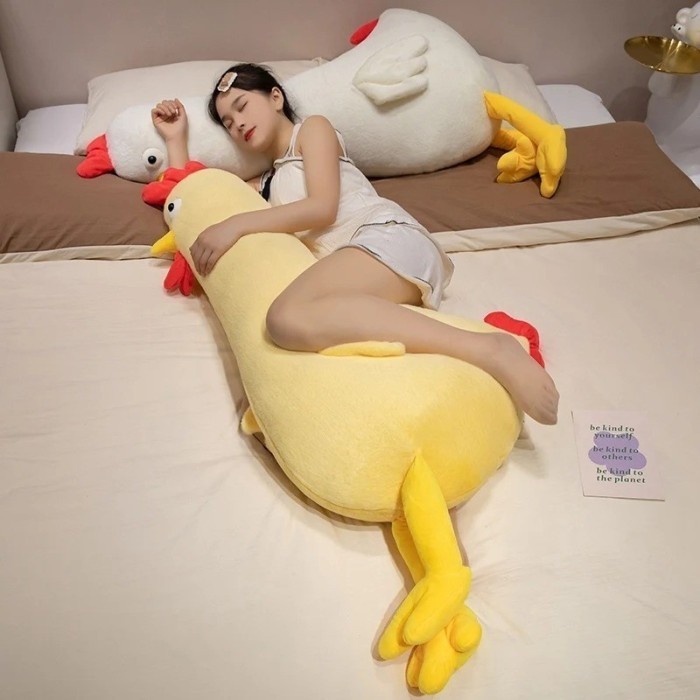 

BONEKA BANTAL GULING KARAKTER AYAM UKURAN 100CM LUCU DAN IMUT BANTAL GULING AYAM BOBO