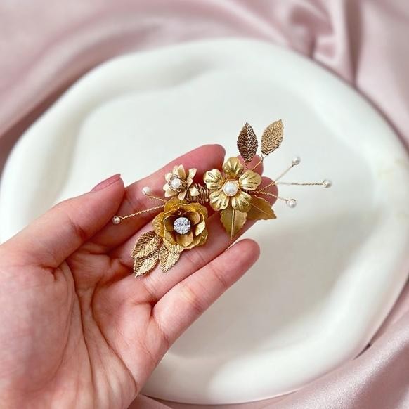 Capulet Flower Pearl Brooch Bros Pin Hair Comb Konde Headpiece