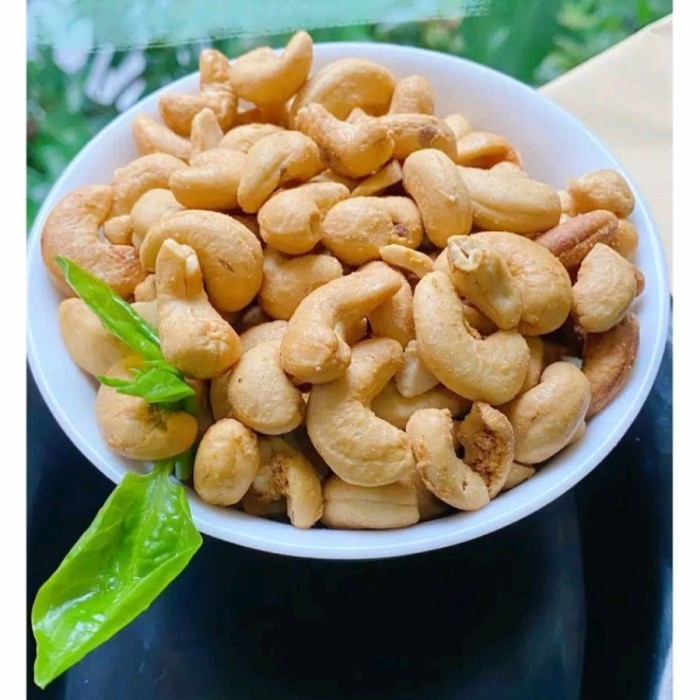 

TERLENGKAP KACANG MEDE SUPER ORIGINAL PANGGANG 250 GRAM / ROASTED CASHEW