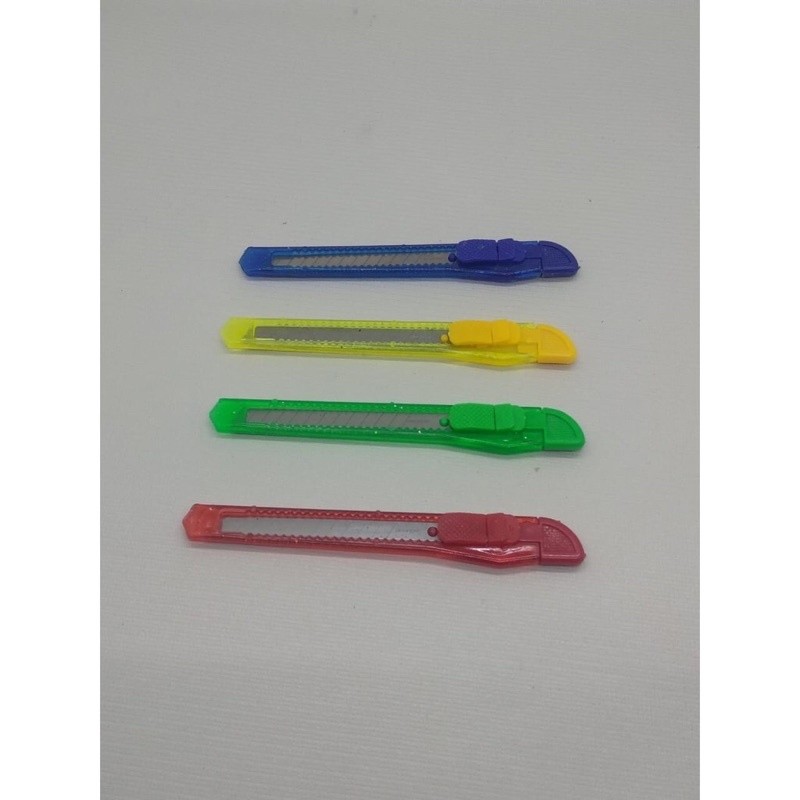 

CUTTER KECIL / PISAU KECIL