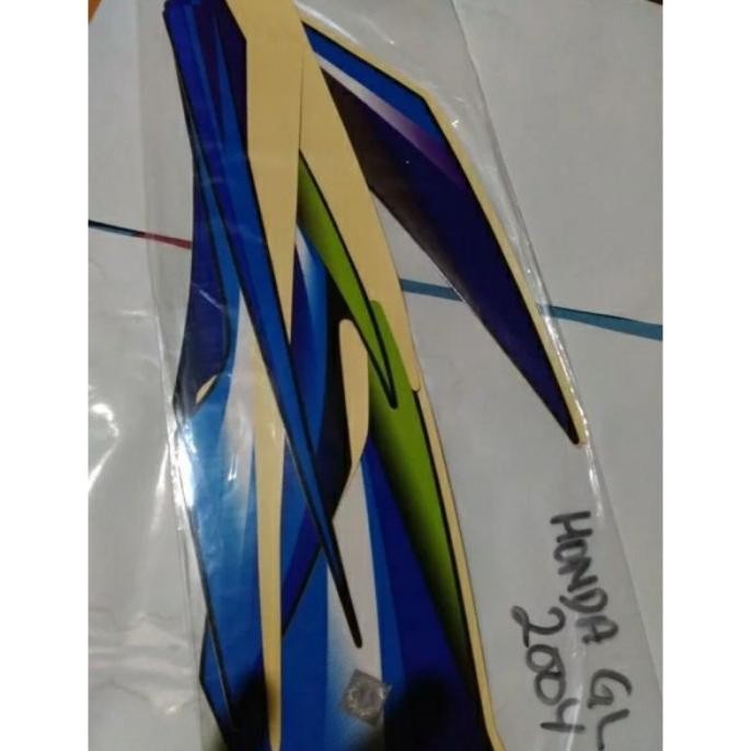 STRIPING STIKER LIS BODY MOTOR GL MAX 2004 2005 BIRU ABD