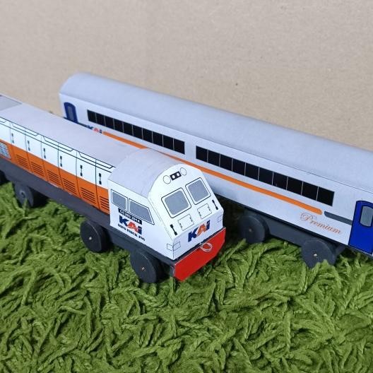 Mainan Kereta Anak Kai Lokomotif Cc 203 & Gerbong