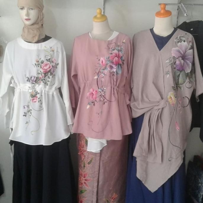 

Set 12 Warna Cat Textile Mm 60Ml Bonus 1 Putih Lukis Kaos, Jeans, Dll