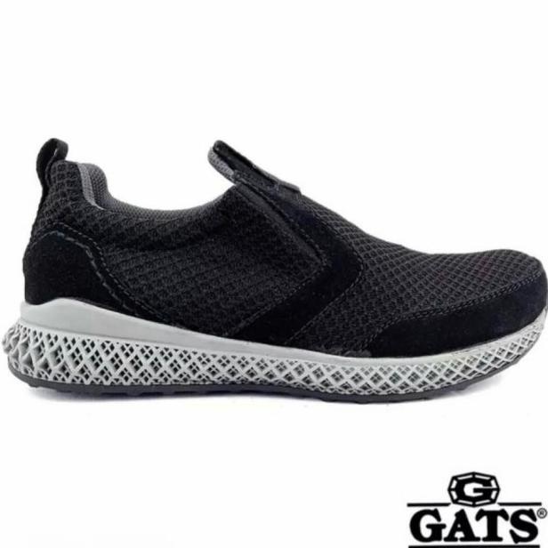 Sepatu Sneakers Slip On Pria Gats Rn1002